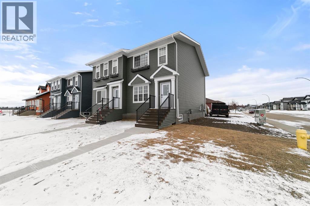 7311b 44b Avenue, Camrose, Alberta  T4V 5E2 - Photo 2 - A2292872