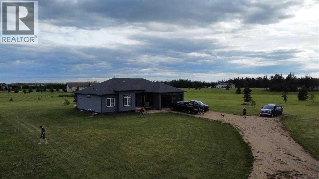 11, 1049 Alberta Avenue, Debolt, Alberta  T0H 1B0 - Photo 1 - A2268259