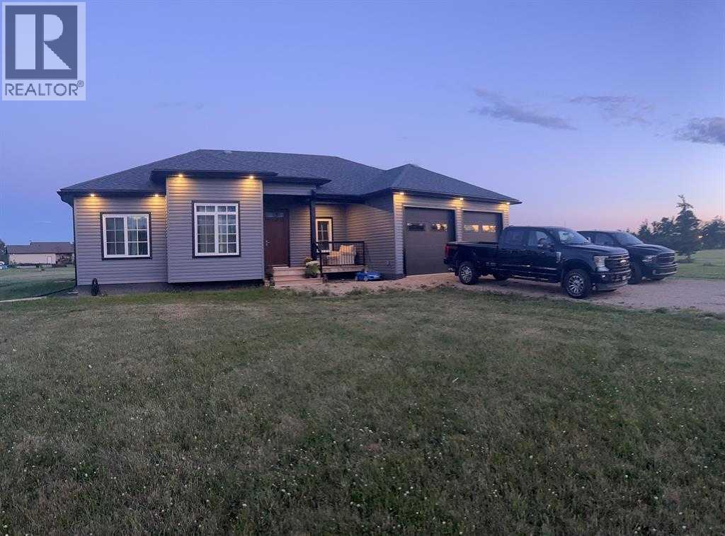 11, 1049 Alberta Avenue, Debolt, Alberta  T0H 1B0 - Photo 2 - A2268259