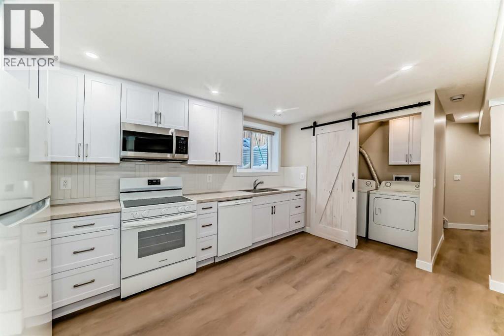 7406-7408 Hunterfield Road NW, Calgary, Alberta  T2K 4L1 - Photo 32 - A2276447