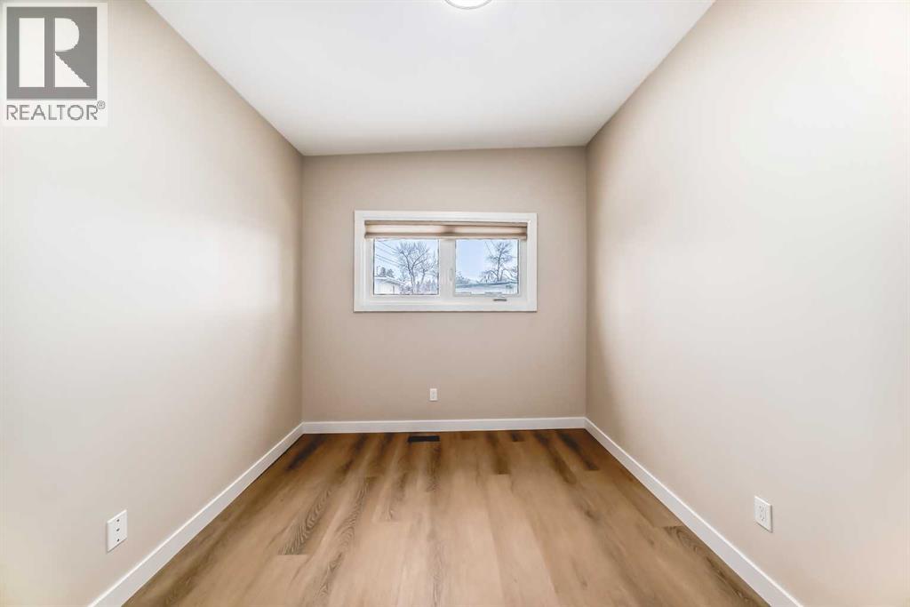 7406-7408 Hunterfield Road NW, Calgary, Alberta  T2K 4L1 - Photo 23 - A2276447