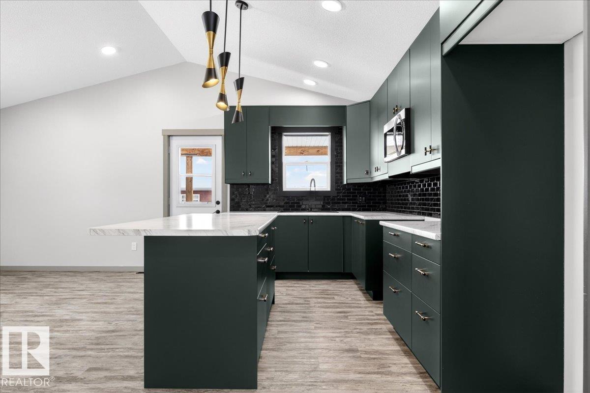 27 Whitetail Cv, Mundare, Alberta  T0B 3H0 - Photo 4 - E4483245