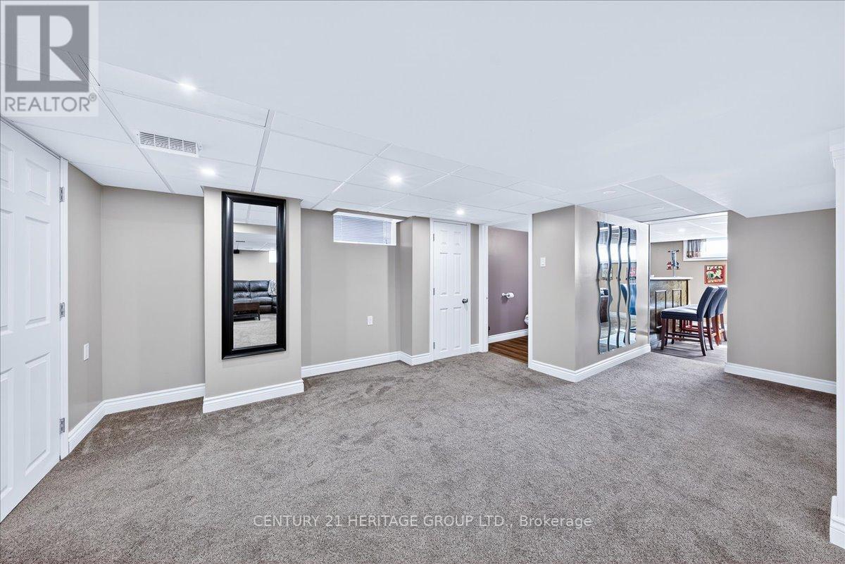 130 Rangoon Road, Toronto, Ontario  M9C 4P2 - Photo 31 - W13021198