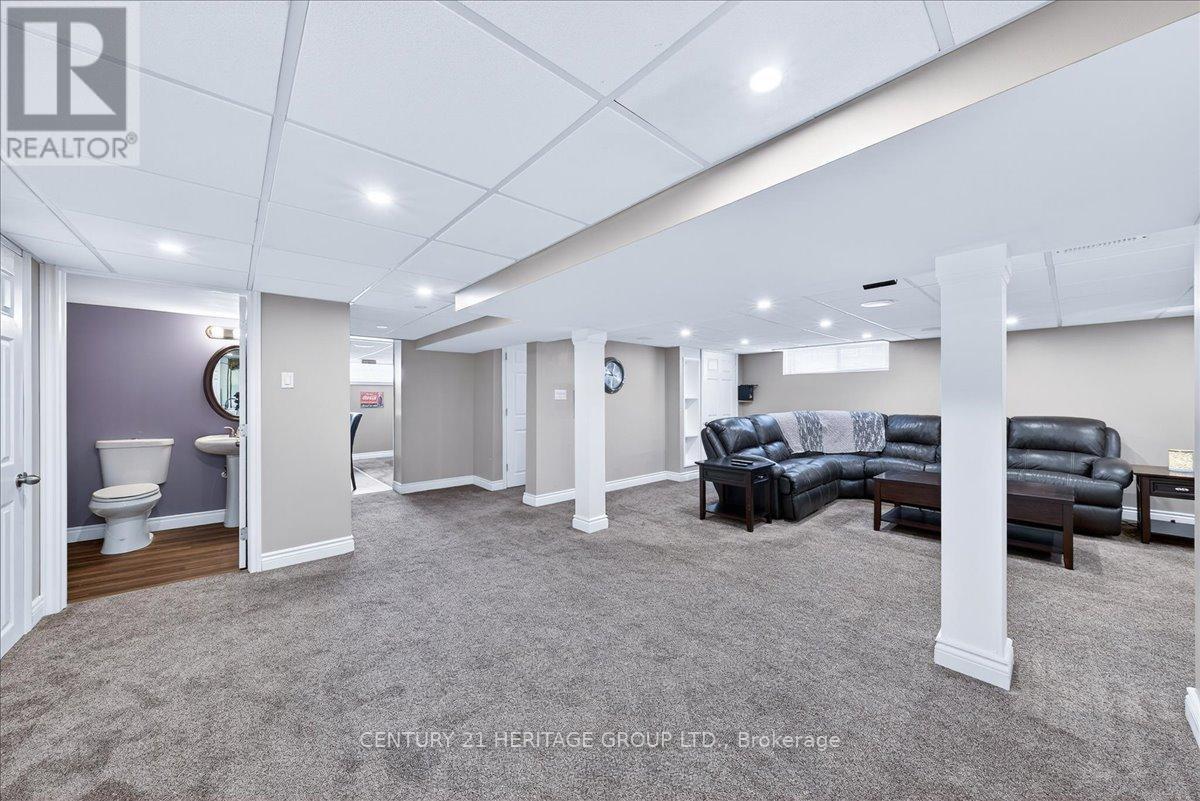 130 Rangoon Road, Toronto, Ontario  M9C 4P2 - Photo 34 - W13021198