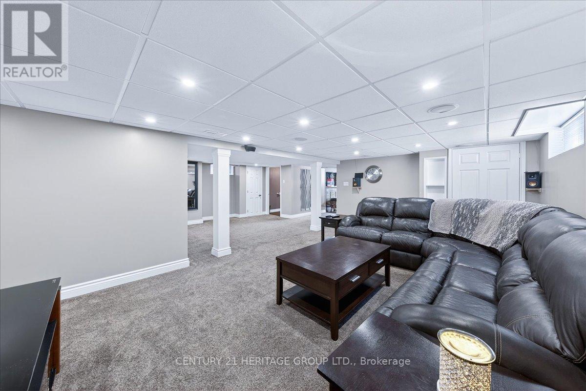 130 Rangoon Road, Toronto, Ontario  M9C 4P2 - Photo 36 - W13021198