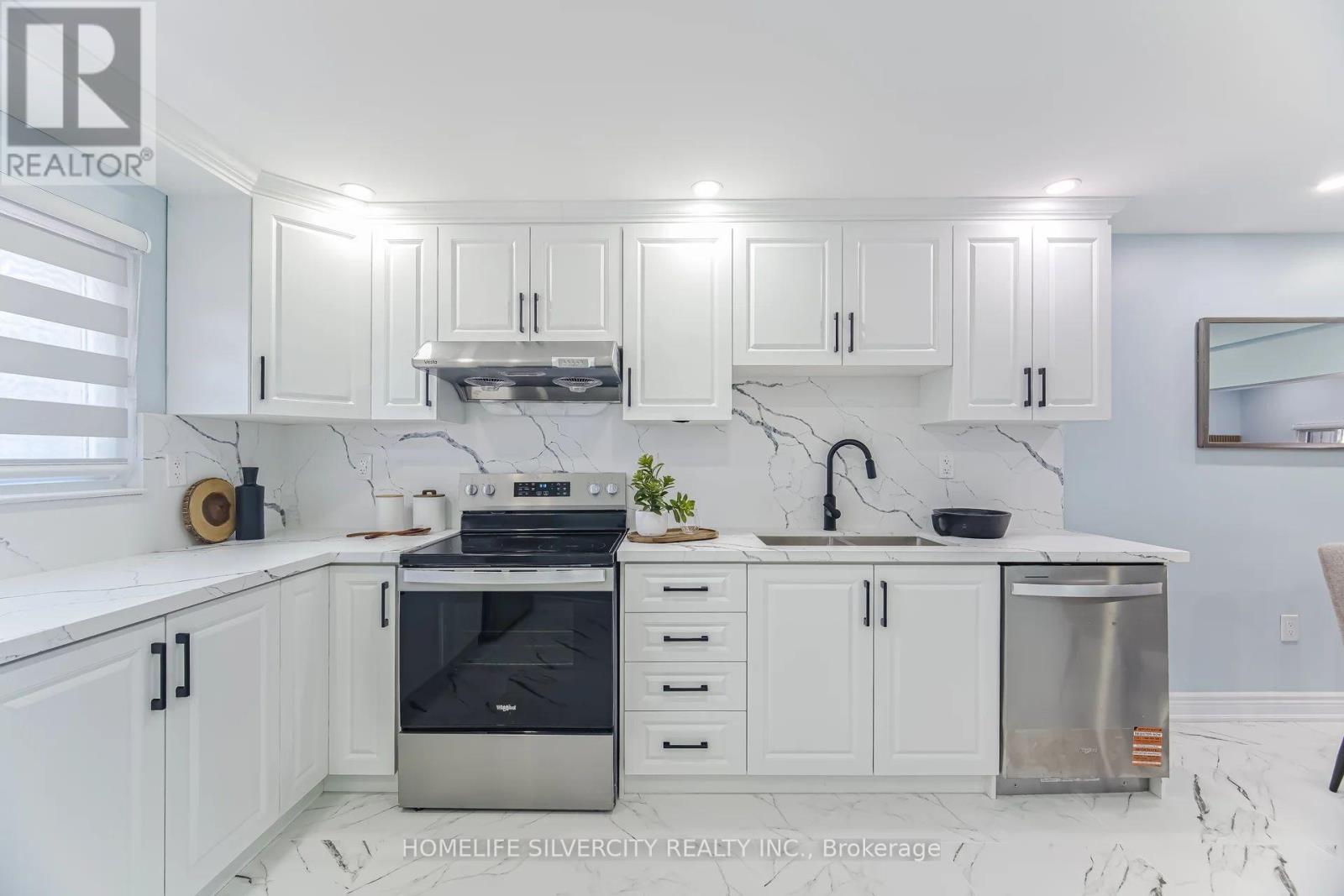 79 Darras Court, Brampton, Ontario  L6T 1W7 - Photo 17 - W13021274