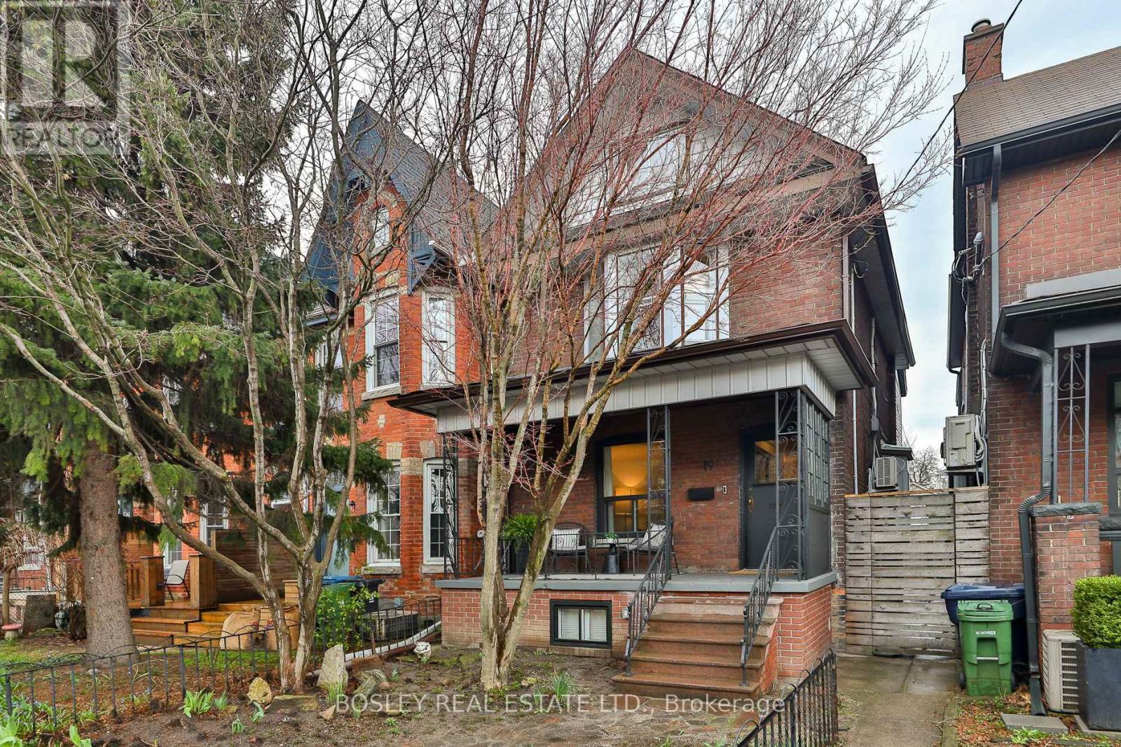 19 Fern Avenue, Toronto, Ontario  M6R 1J9 - Photo 2 - W13021296