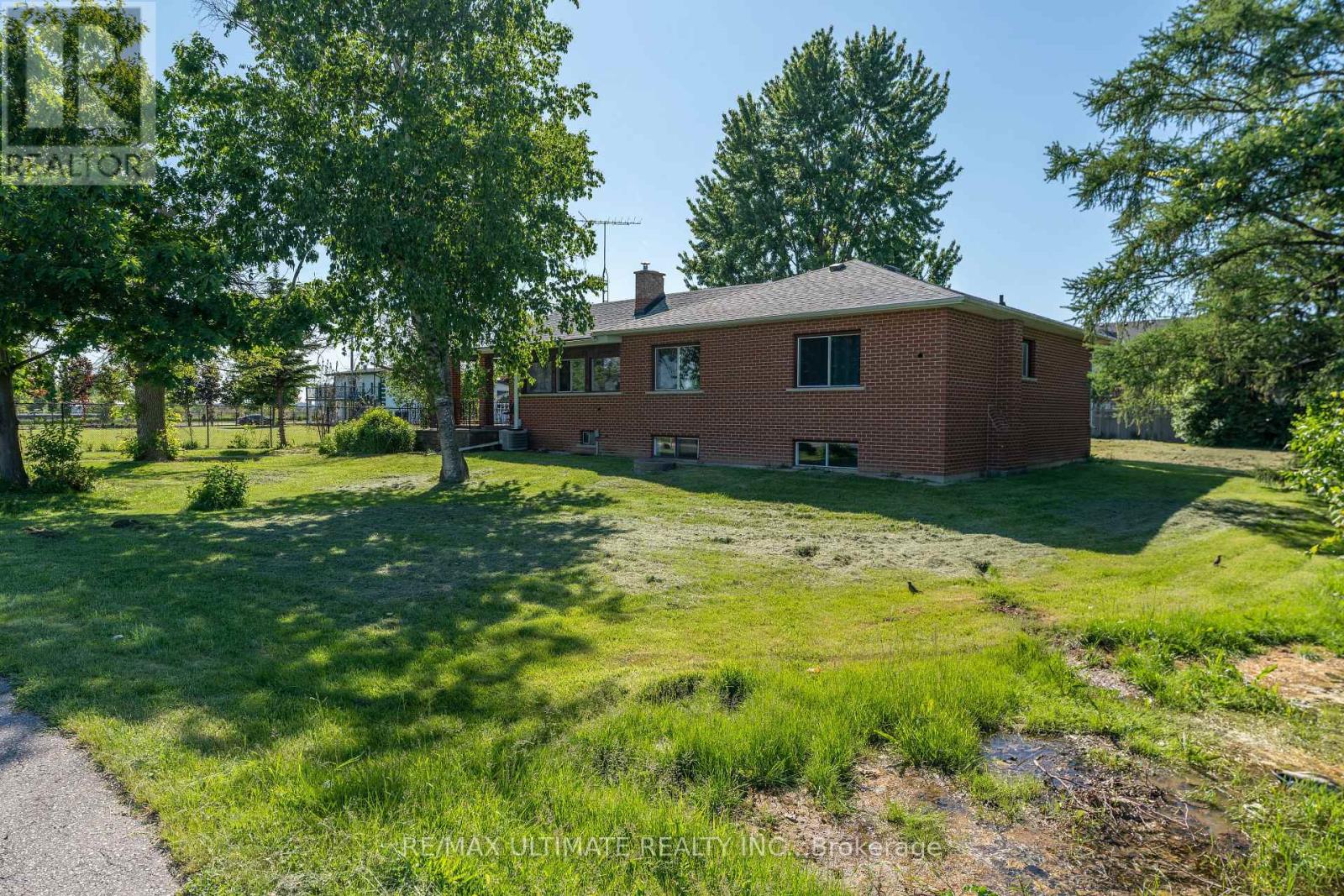 4026 Ebenezer Road, Brampton, Ontario  L6P 0S1 - Photo 6 - W13021304