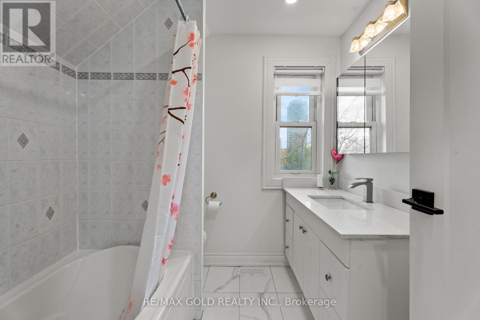 59a David Street, Brampton, Ontario  L6X 1J6 - Photo 12 - W13021314