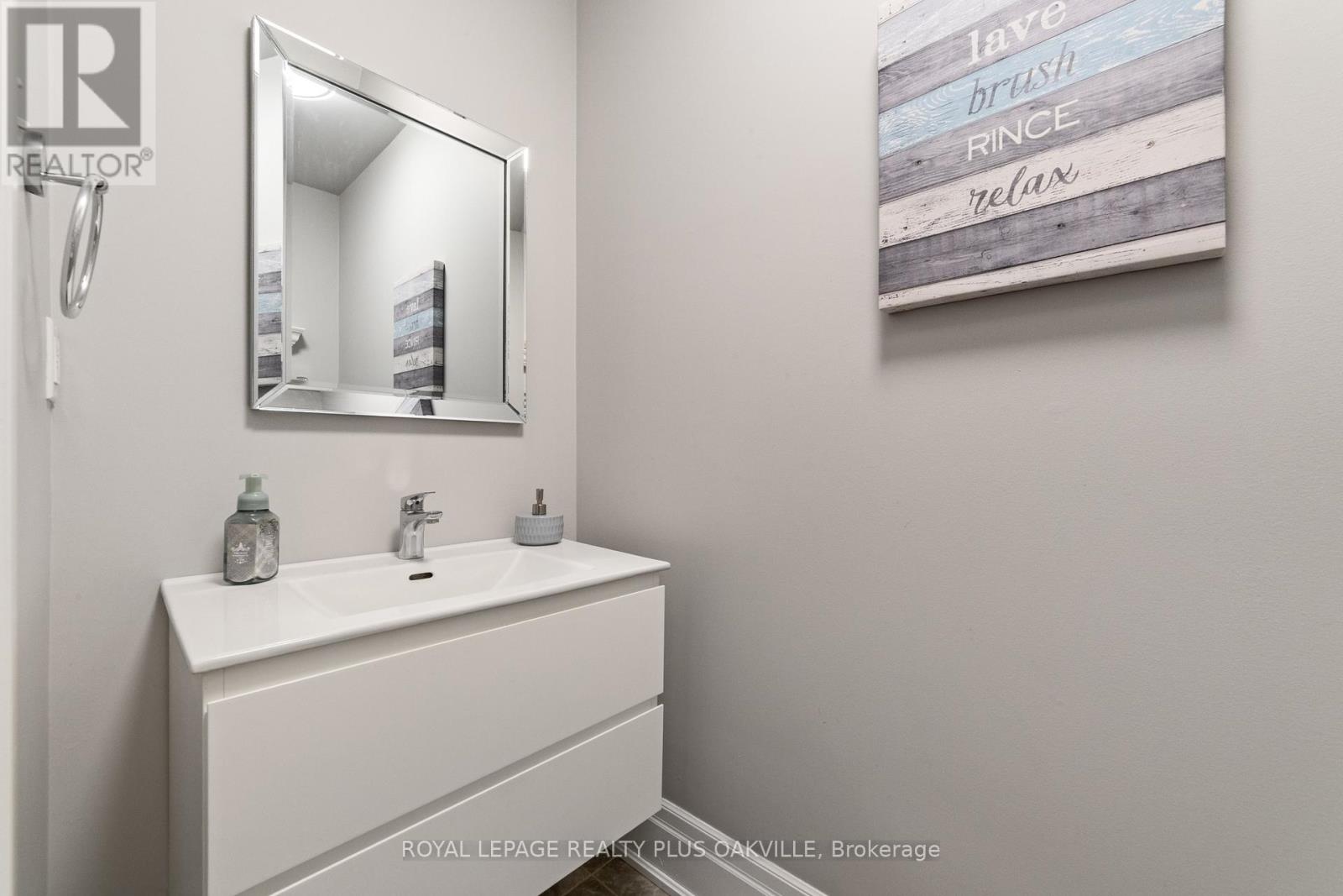 2275 Khalsa Gate, Oakville, Ontario  L6M 1P4 - Photo 12 - W13021330