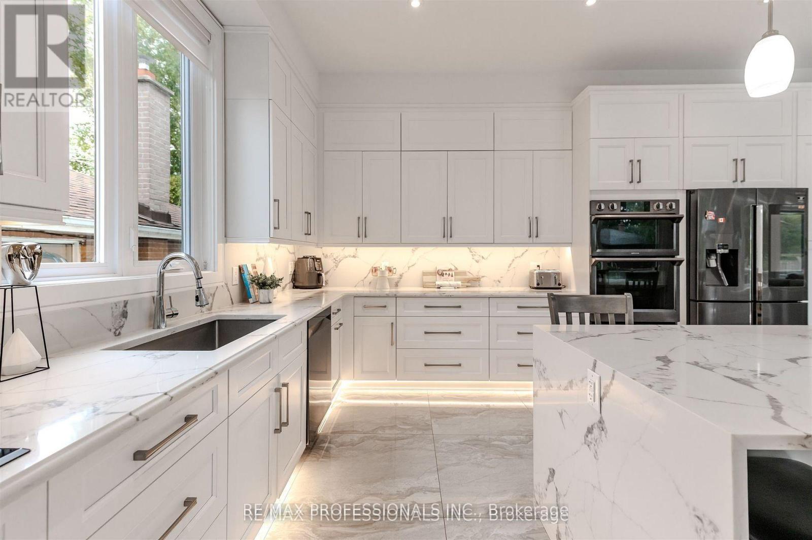 4 Dunrobin Drive, Toronto, Ontario  M9B 2S9 - Photo 26 - W13021358