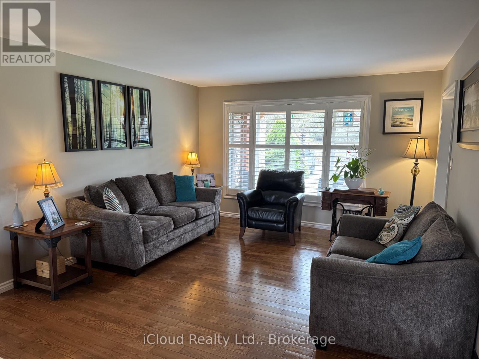 17 Agnes Street, Caledon, Ontario  L7K 0C6 - Photo 6 - W13021378