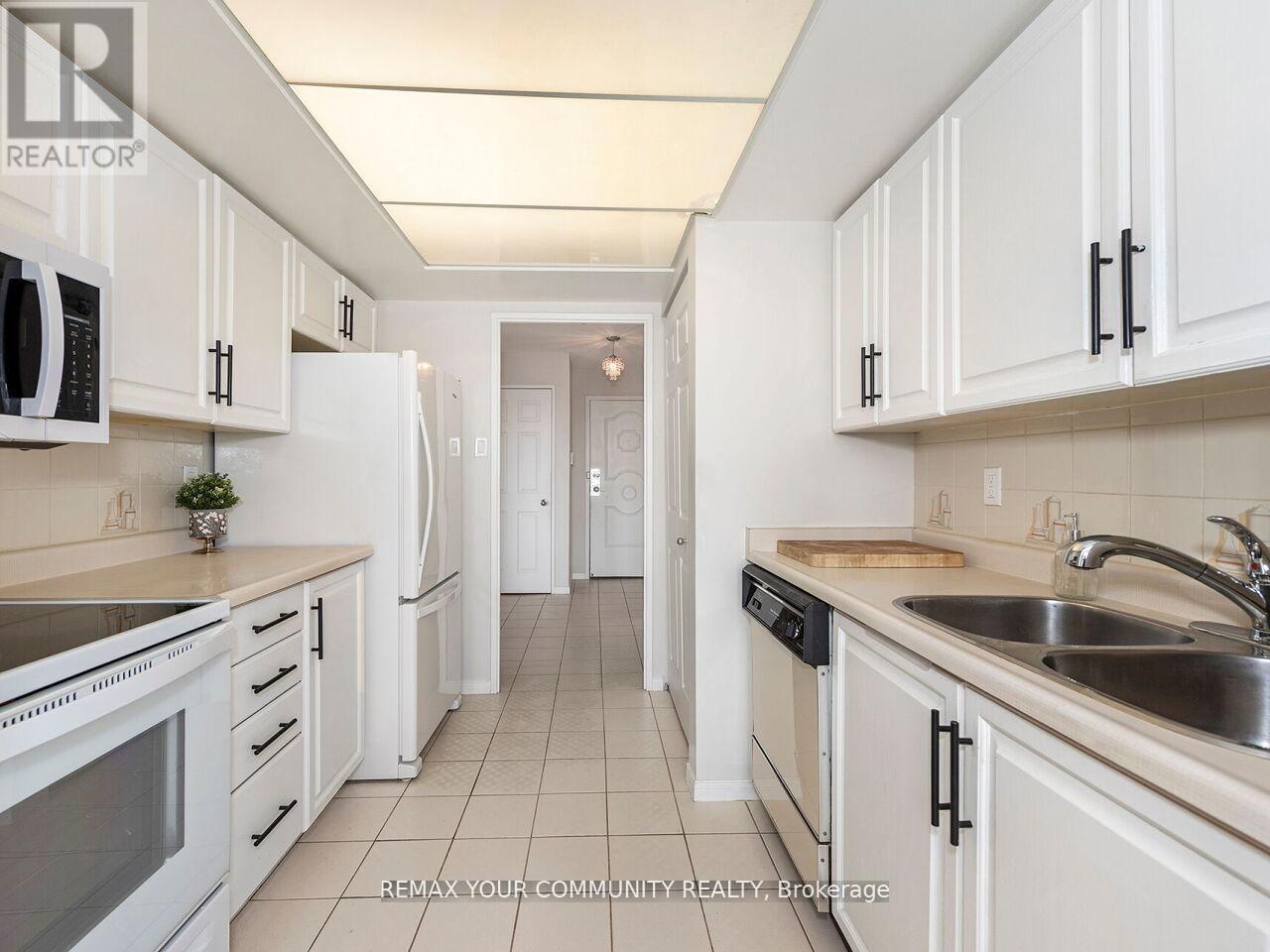 801 - 1155 Bough Beeches Boulevard, Mississauga, Ontario  L4W 4N2 - Photo 23 - W13021400