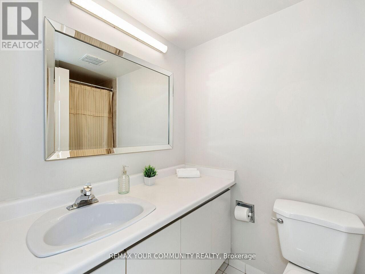 801 - 1155 Bough Beeches Boulevard, Mississauga, Ontario  L4W 4N2 - Photo 33 - W13021400