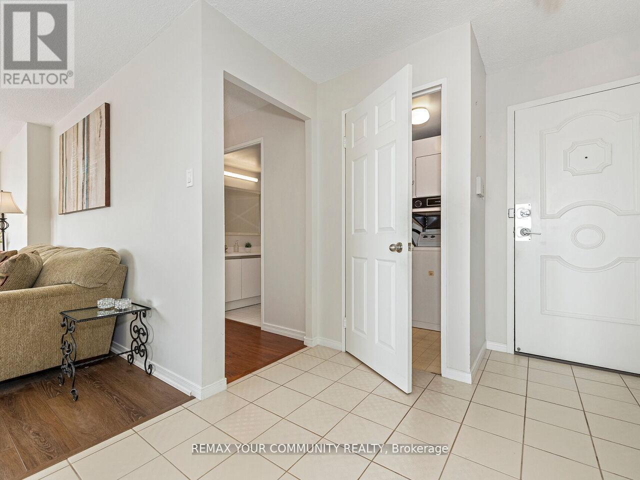 801 - 1155 Bough Beeches Boulevard, Mississauga, Ontario  L4W 4N2 - Photo 7 - W13021400