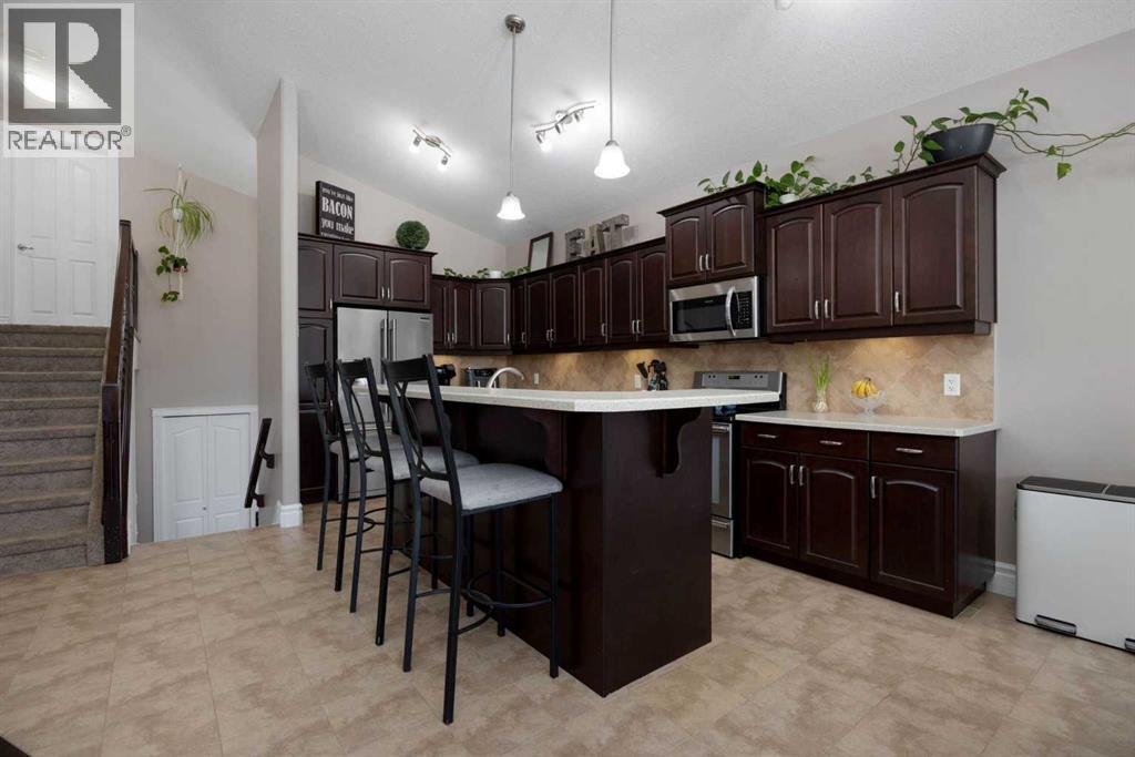 349 Walnut Crescent, Fort Mcmurray, Alberta  T9K 0W3 - Photo 11 - A2303134