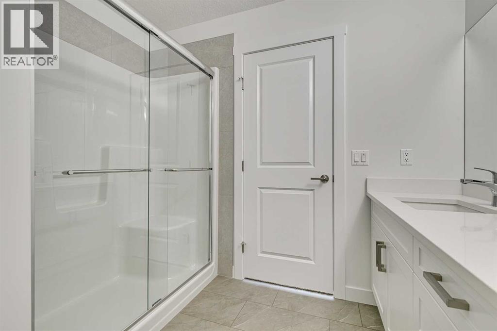 208 Belmont Way Sw, Calgary, Alberta  T2X 5T5 - Photo 8 - A2302201