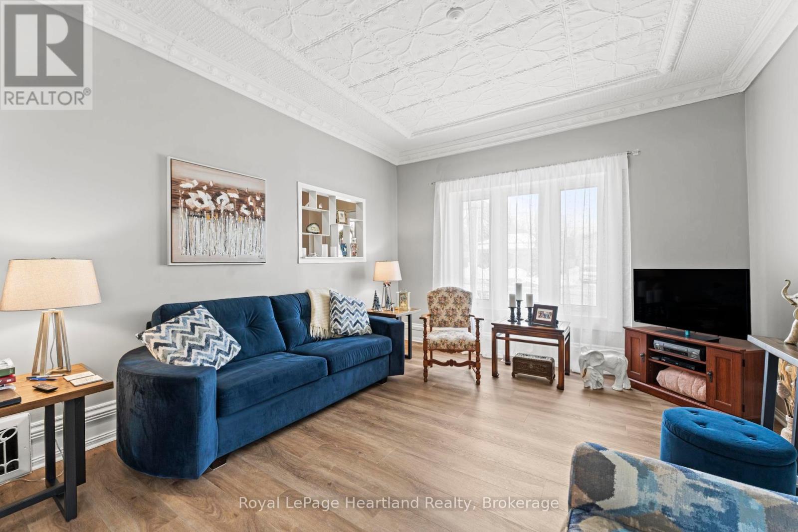 57 Huron Street, Central Huron, Ontario  N0M 1L0 - Photo 19 - X12845806