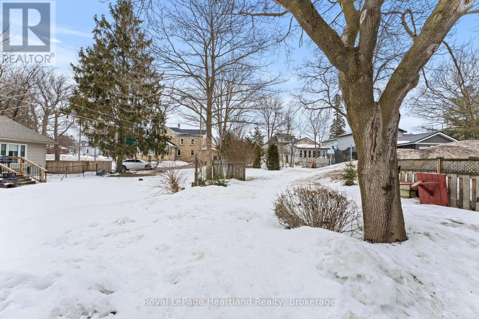 57 Huron Street, Central Huron, Ontario  N0M 1L0 - Photo 38 - X12845806