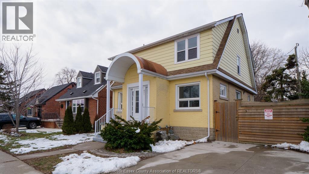 821-823 VILLAIRE, Windsor, Ontario
