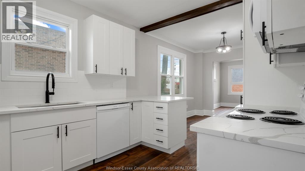 821-823 Villaire, Windsor, Ontario  N9S 2J3 - Photo 10 - 26008651