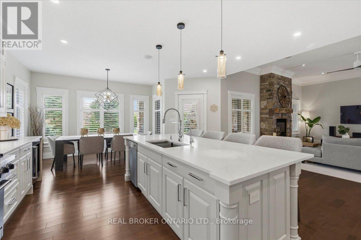 945 Riverstone Court, Kitchener, Ontario  N2P 0A3 - Photo 10 - X13021250