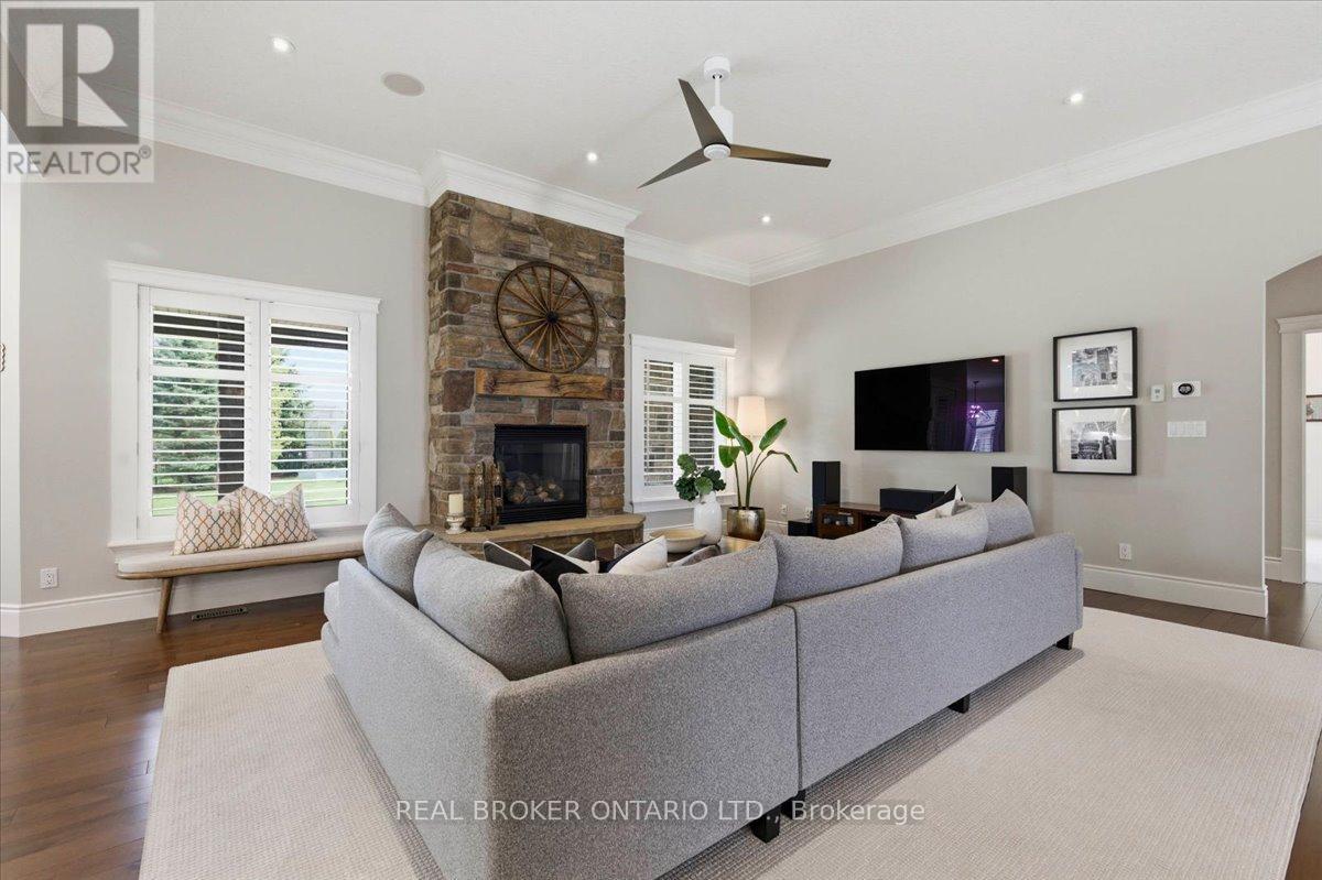 945 Riverstone Court, Kitchener, Ontario  N2P 0A3 - Photo 16 - X13021250