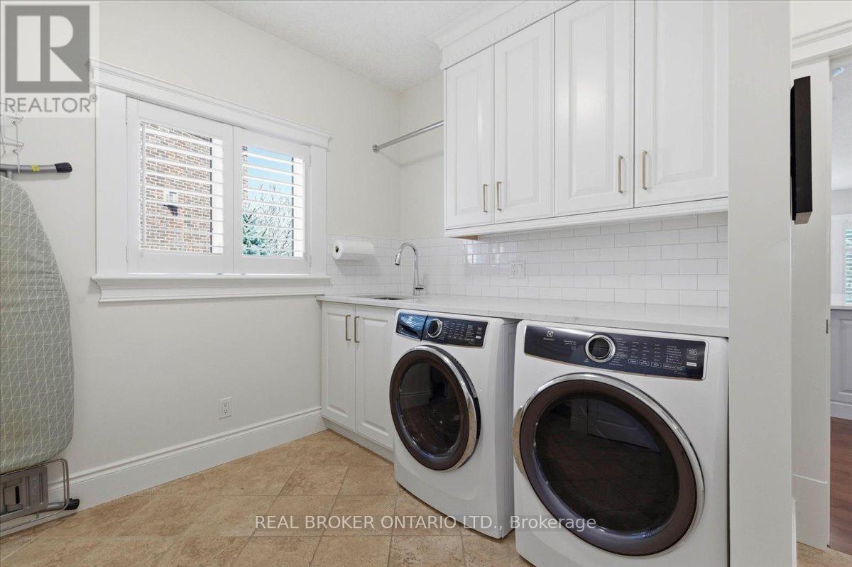 945 Riverstone Court, Kitchener, Ontario  N2P 0A3 - Photo 25 - X13021250