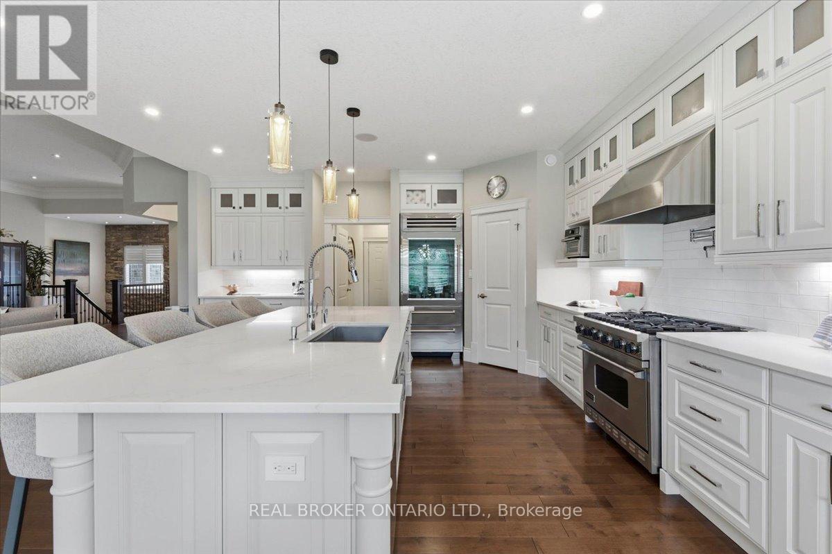 945 Riverstone Court, Kitchener, Ontario  N2P 0A3 - Photo 8 - X13021250