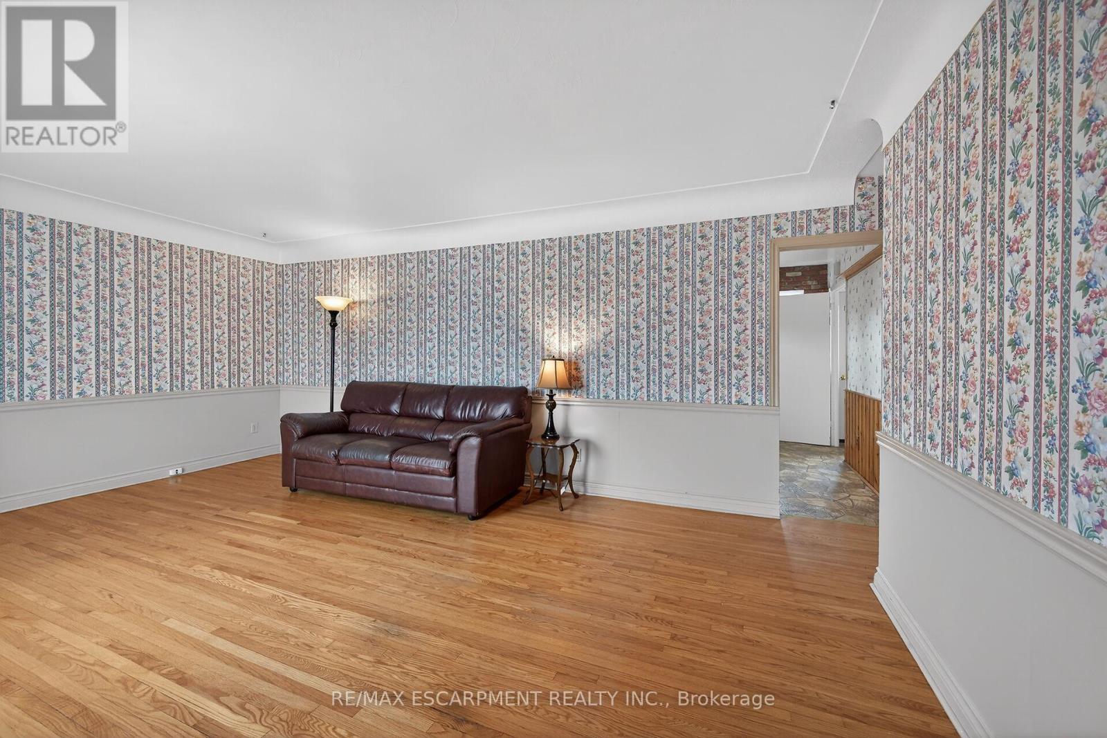 156 Chesley Street, Hamilton, Ontario  L9C 3W3 - Photo 5 - X13021252