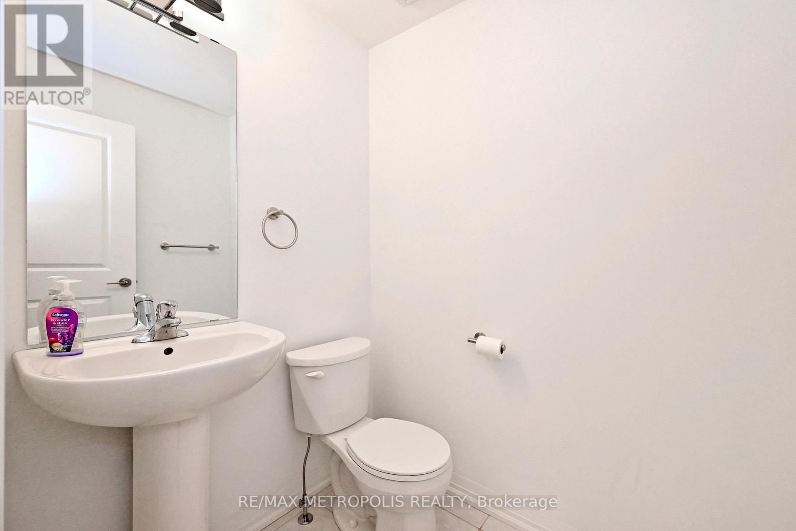 104 - 4552 Portage Road, Niagara Falls, Ontario  L2E 6A8 - Photo 18 - X13021284