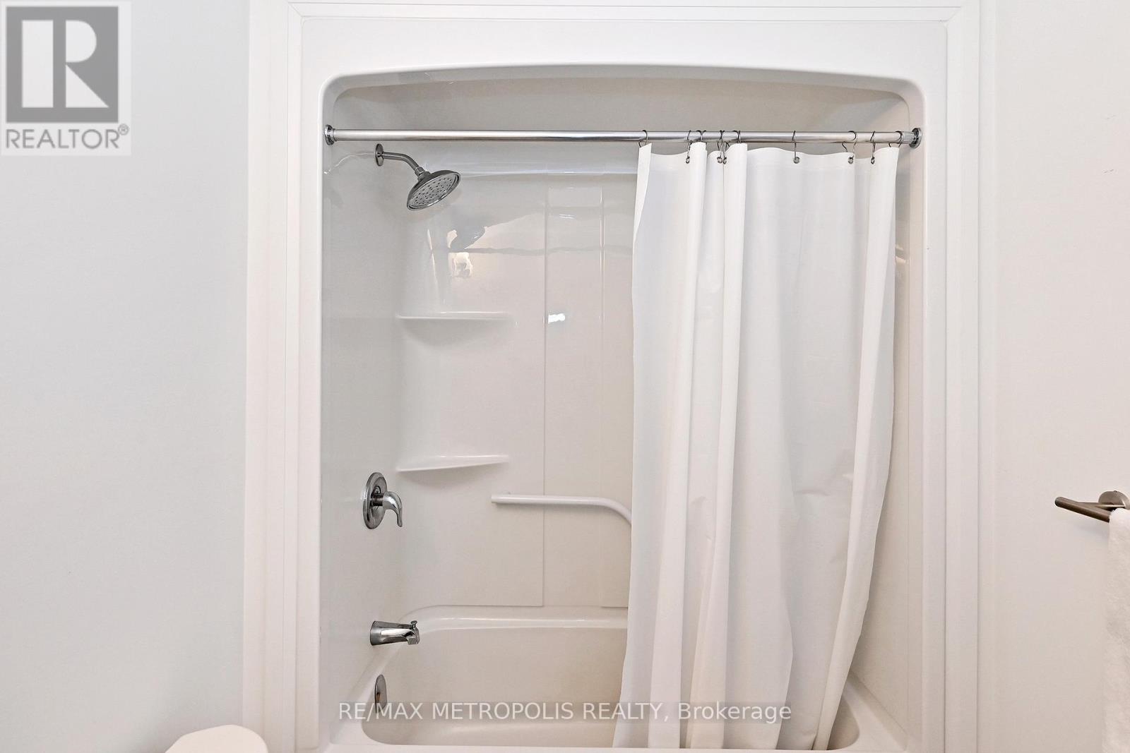 104 - 4552 Portage Road, Niagara Falls, Ontario  L2E 6A8 - Photo 35 - X13021284