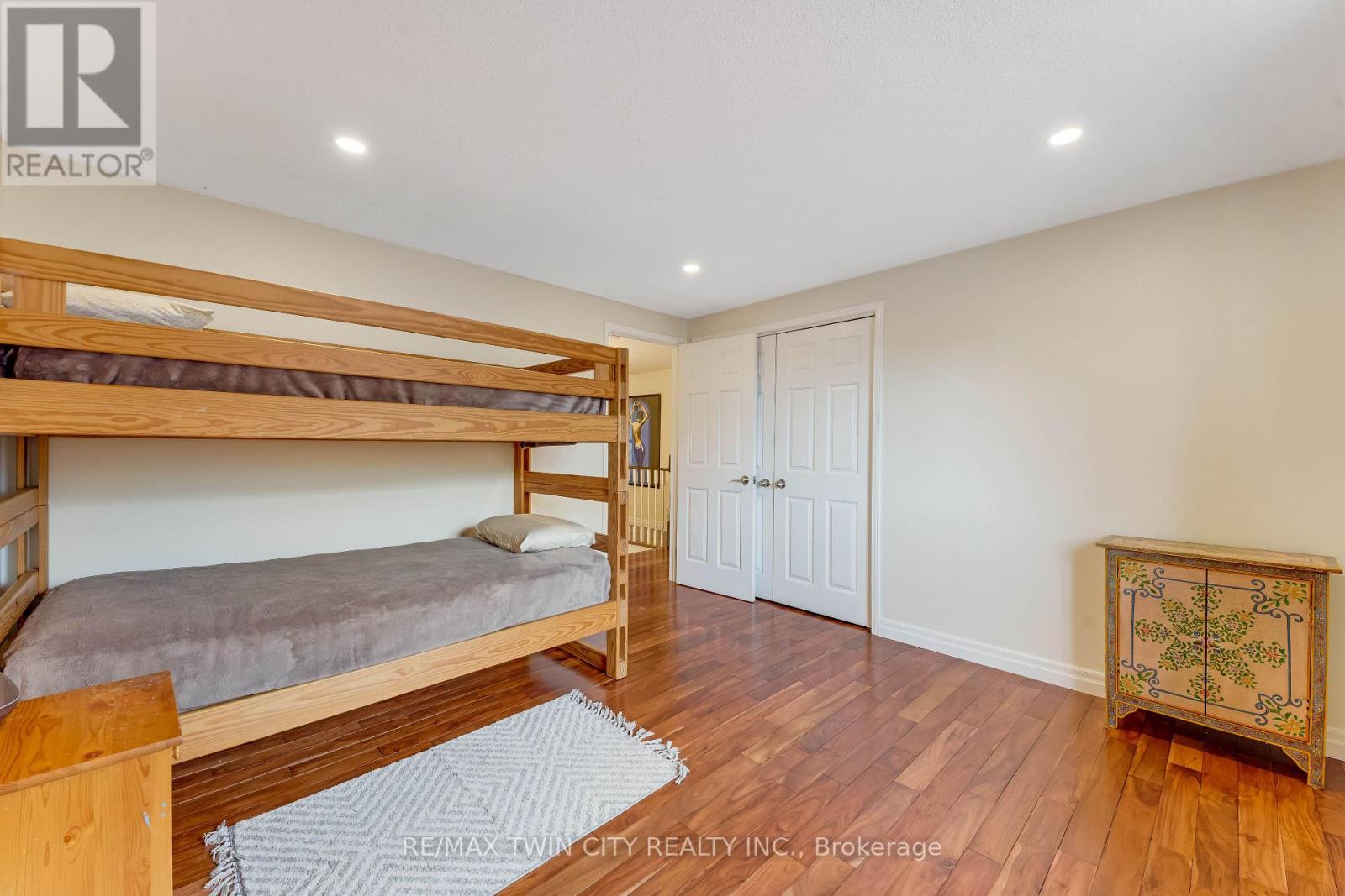 109 Ashberry Place, Waterloo, Ontario  N2T 1G8 - Photo 28 - X13021402