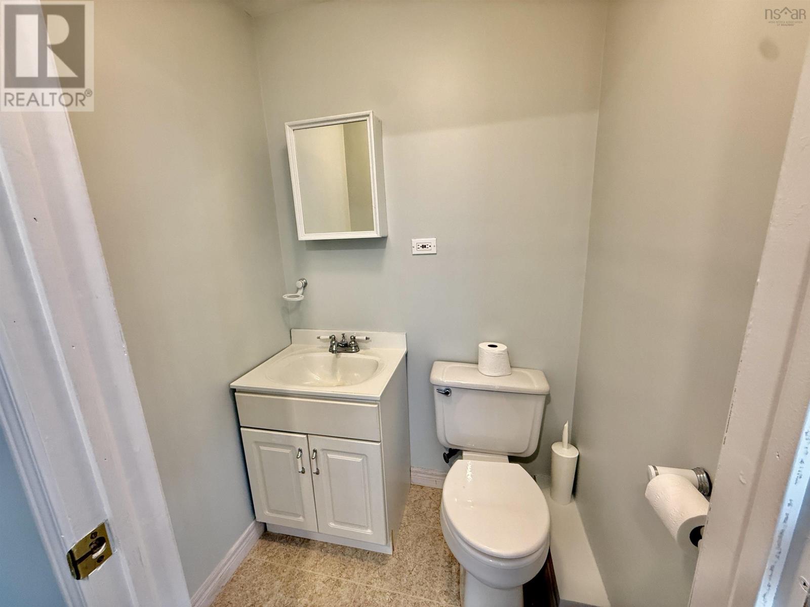 381 Arklow Drive, Cole Harbour, Nova Scotia  B2W 4S1 - Photo 11 - 202608018