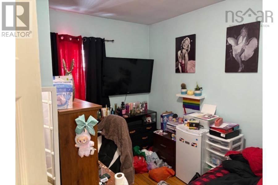 6411 6413 6415 Quinpool Road, Halifax, Nova Scotia  B3L 1A7 - Photo 2 - 202608024