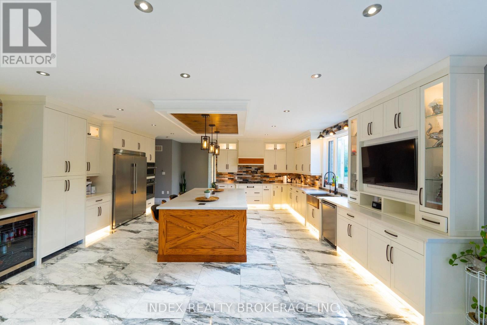 20 Glassford Court, Caledon, Ontario  L7K 0K7 - Photo 7 - W13020788