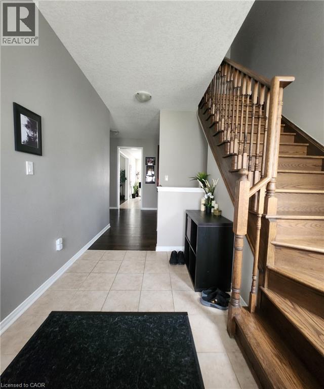 24 Armes Street, Binbrook, Ontario  L0R 1C0 - Photo 2 - 40821480