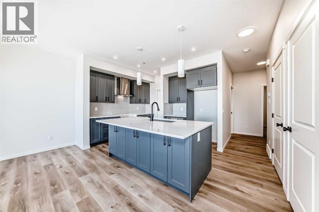 110 Hotchkiss Manor SE, Calgary, Alberta  T3S 0G1 - Photo 10 - A2268810