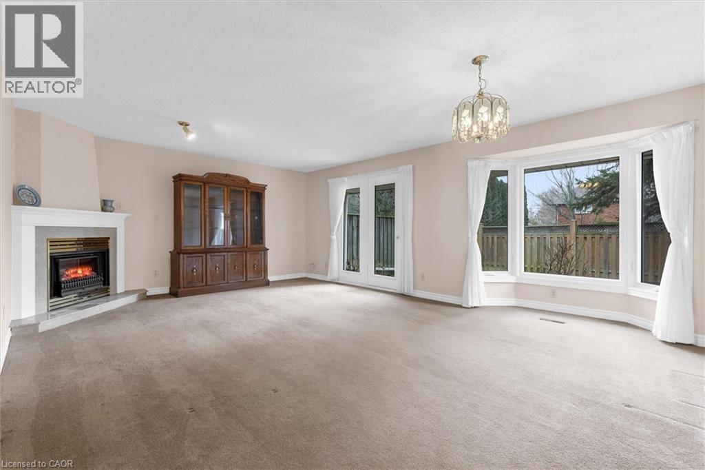 230 Meadowbrook Drive Unit# 1, Ancaster, Ontario  L9G 4V2 - Photo 8 - 40814488