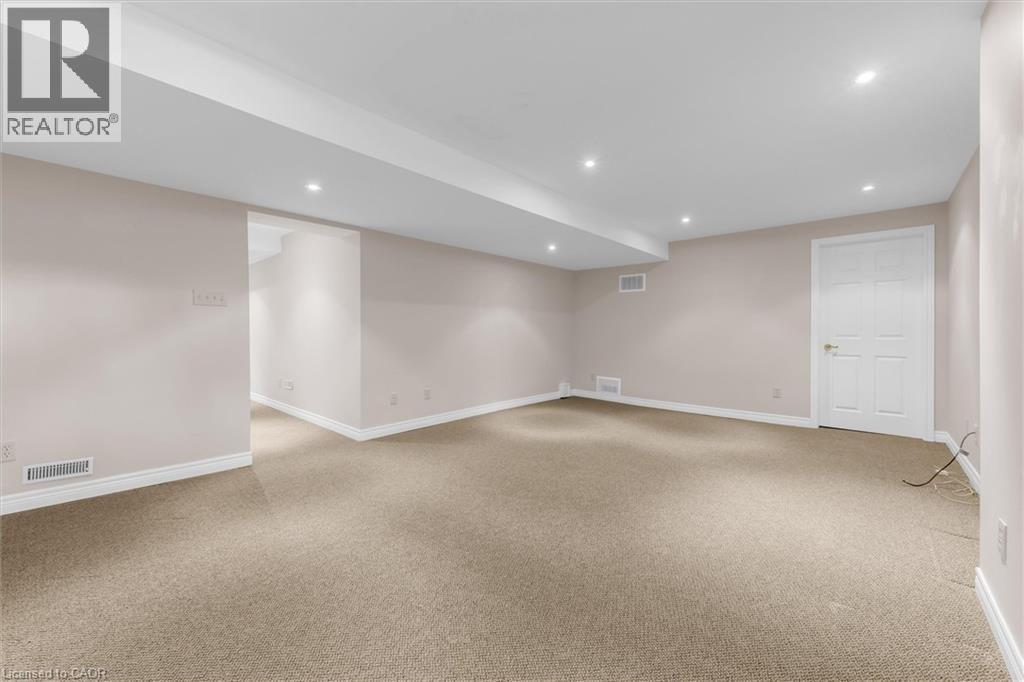 230 Meadowbrook Drive Unit# 1, Ancaster, Ontario  L9G 4V2 - Photo 33 - 40814488