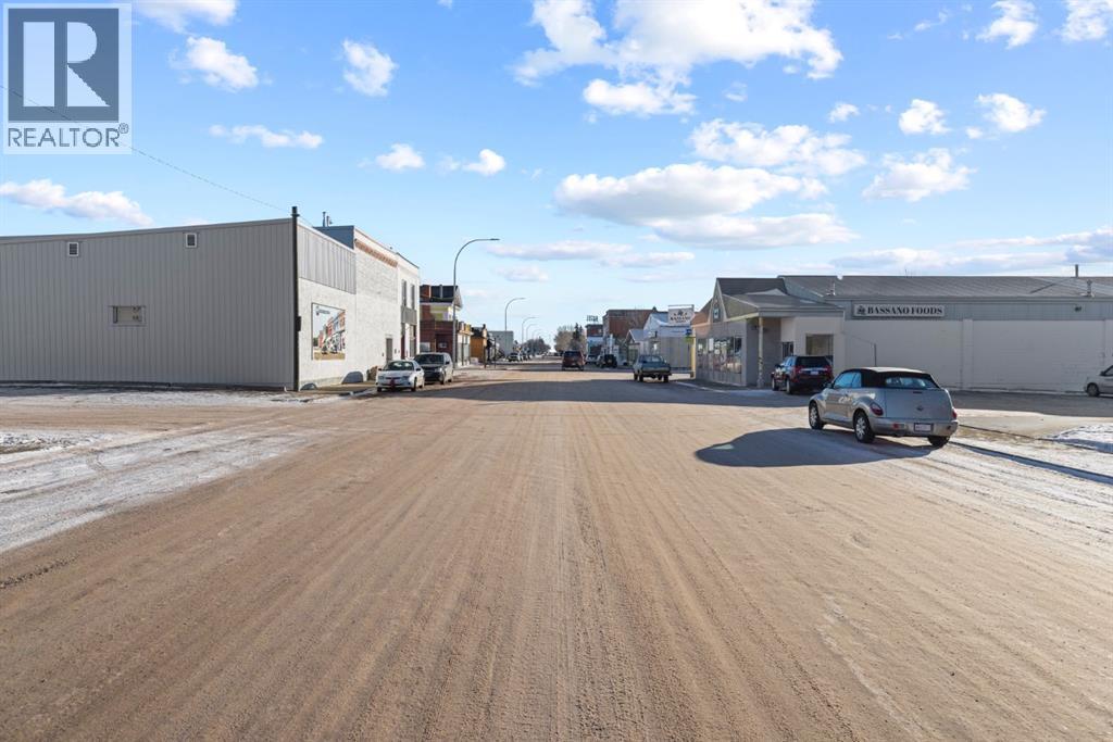 308 2 Avenue, Bassano, Alberta  T0J 0B0 - Photo 5 - A2274897