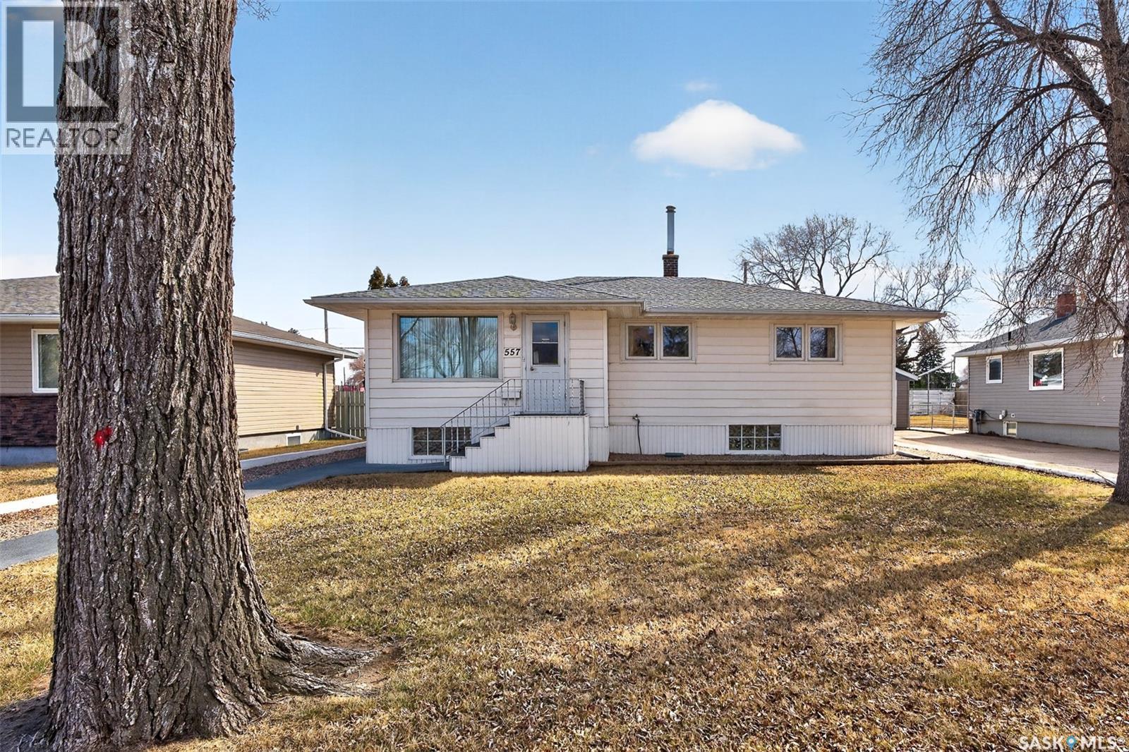 557 Duffield Street W, Moose Jaw, Saskatchewan  S6H 5J1 - Photo 50 - SK033403