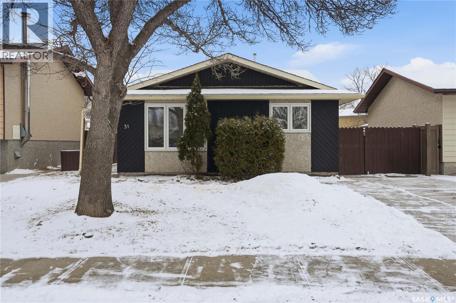 31 Newstead Avenue, Regina, Saskatchewan  S4X 1H1 - Photo 27 - SK033422