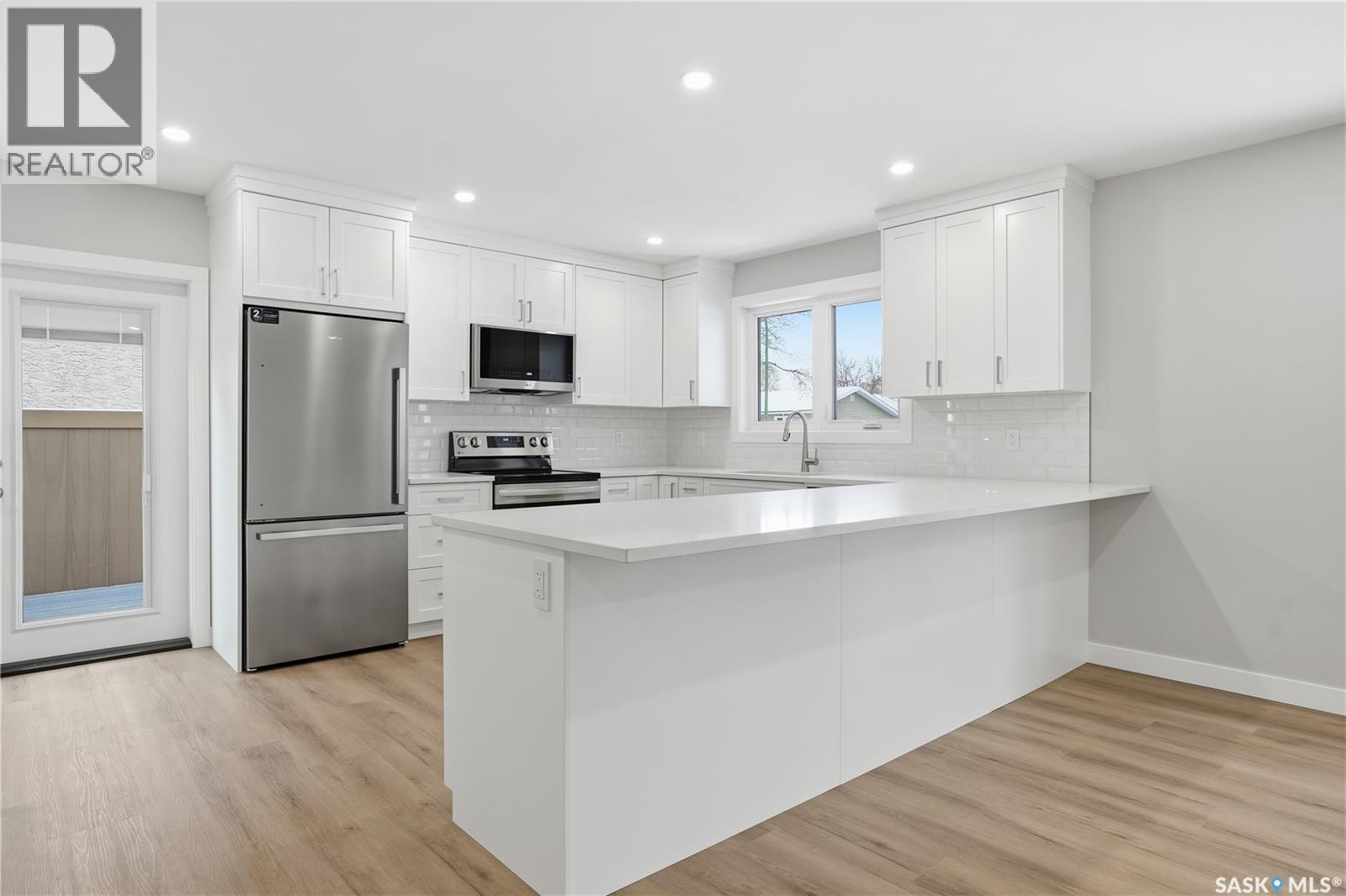 31 Newstead Avenue, Regina, Saskatchewan  S4X 1H1 - Photo 9 - SK033422