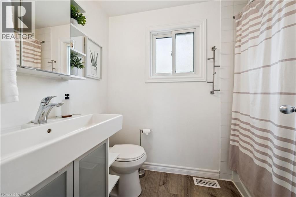 423 Cadbury Court Unit# A, Waterloo, Ontario  N2K 3G7 - Photo 23 - 40820110