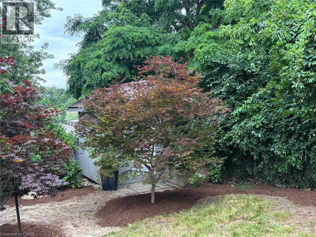 423 Cadbury Court Unit# A, Waterloo, Ontario  N2K 3G7 - Photo 38 - 40820110