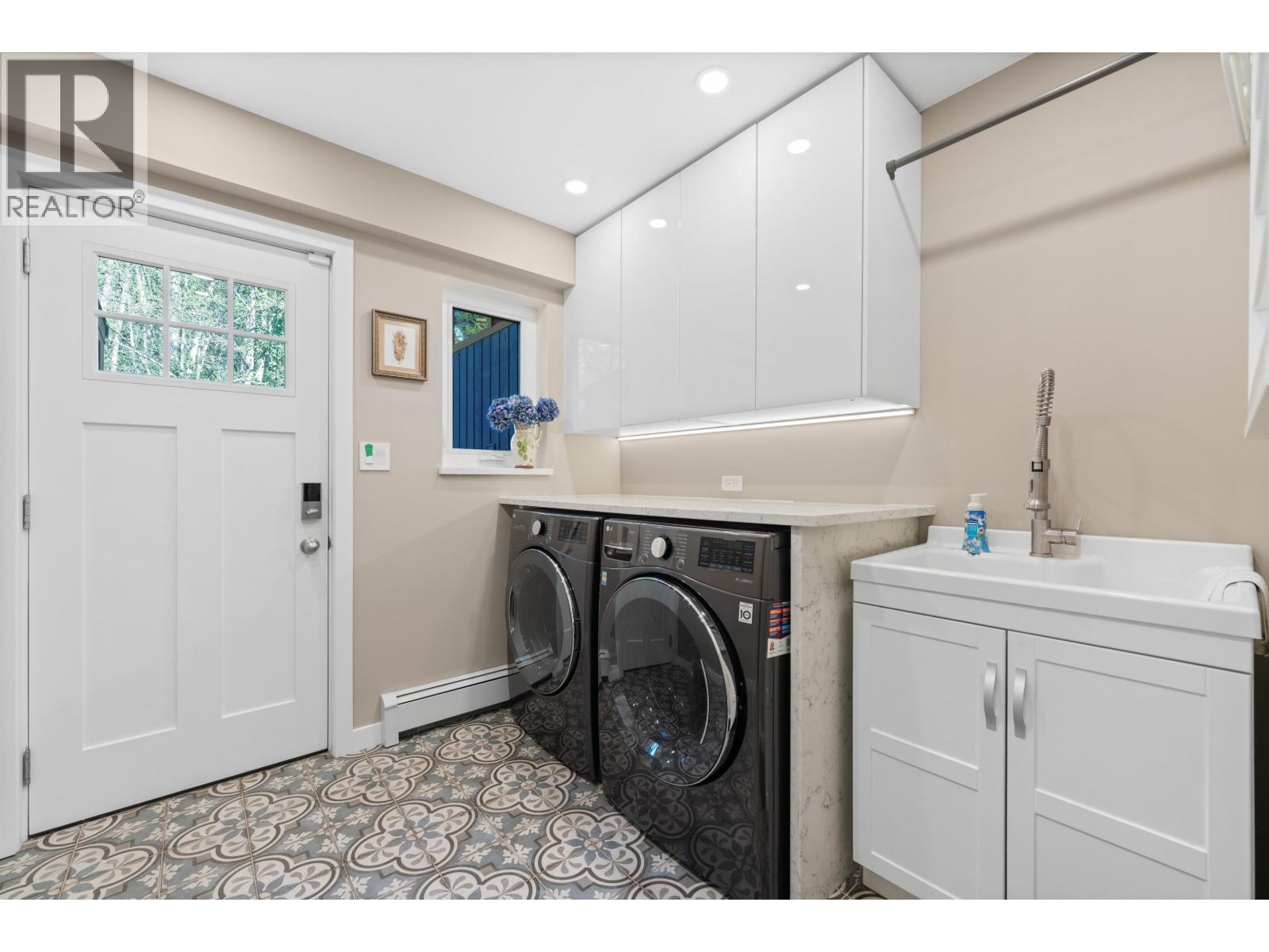 2760 Walpole Crescent, North Vancouver, British Columbia  V7H 2K7 - Photo 16 - R3113297