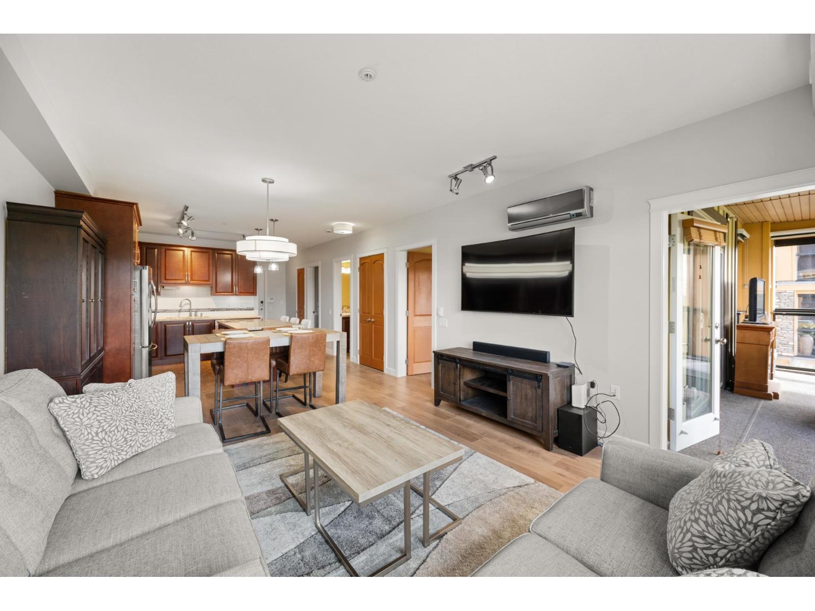 327 8157 207 Street, Langley, British Columbia  V2Y 0V3 - Photo 12 - R3113433