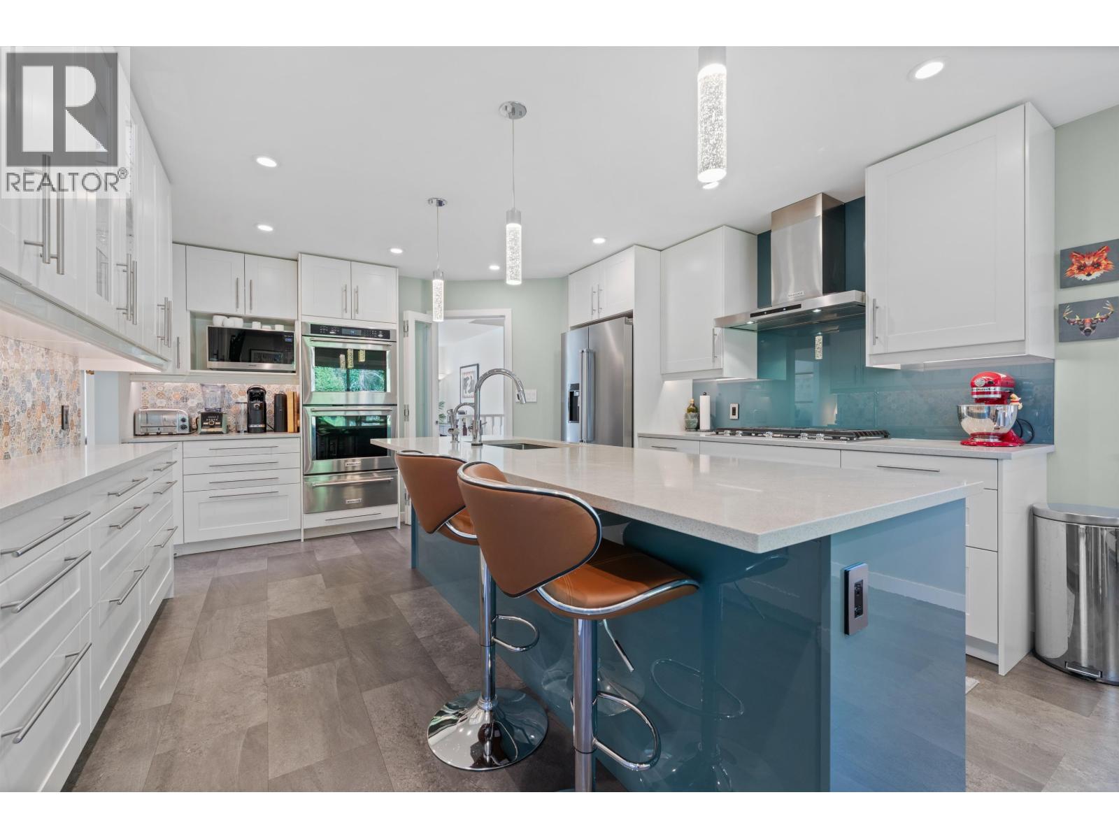 2760 Walpole Crescent, North Vancouver, British Columbia  V7H 2K7 - Photo 7 - R3113297