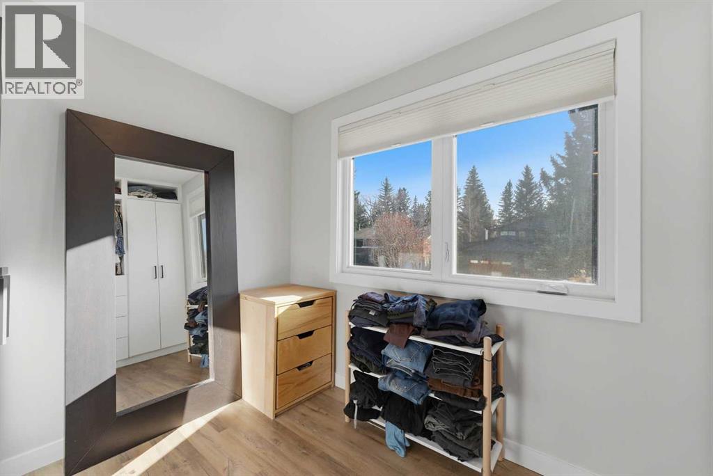 6725 Livingstone Drive SW, Calgary, Alberta  T3E 6J2 - Photo 29 - A2286743